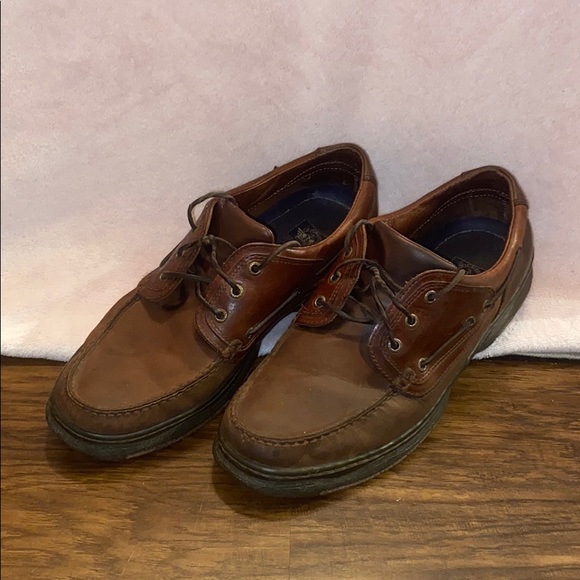 dockers boat shoes